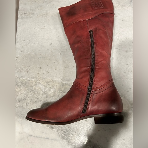 Luichiny’s finest Oxblood waxy buffed leather boots NWT - Picture 2 of 8